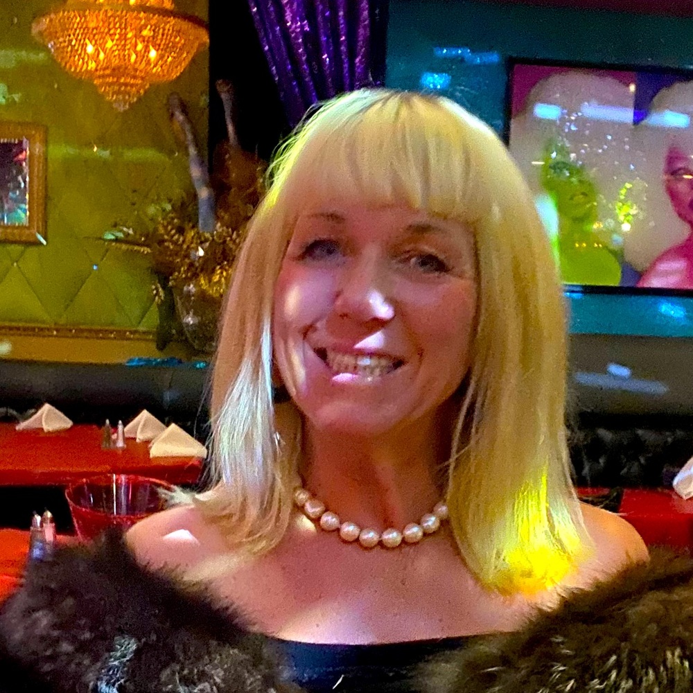 Meet your Posher, Teri